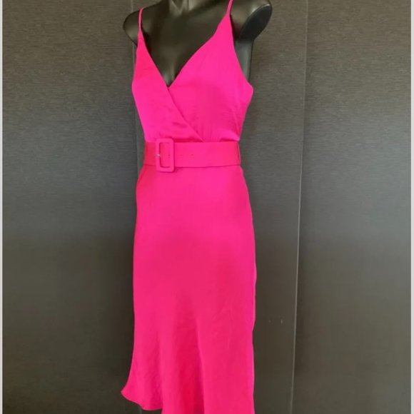 Bardot Reagan Midi Dress in shock pink | Size 8 | Mint Condition | Dry C… - Picture 2 of 8